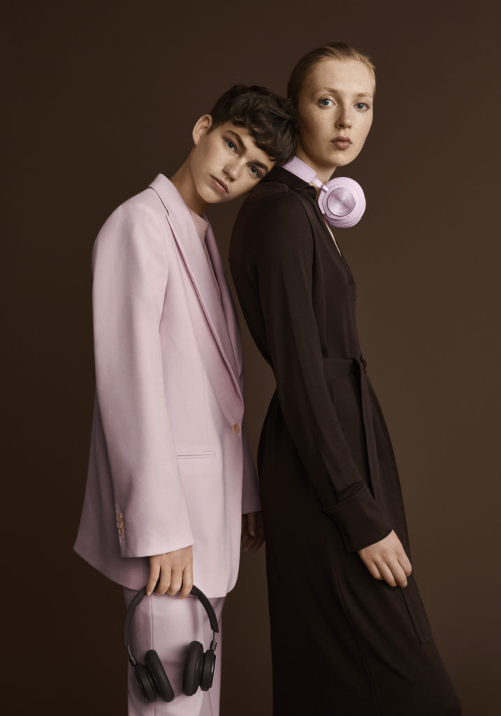 Bang & Olufsen Collection Automne Hiver 2019 Chestnut Peony Mood
