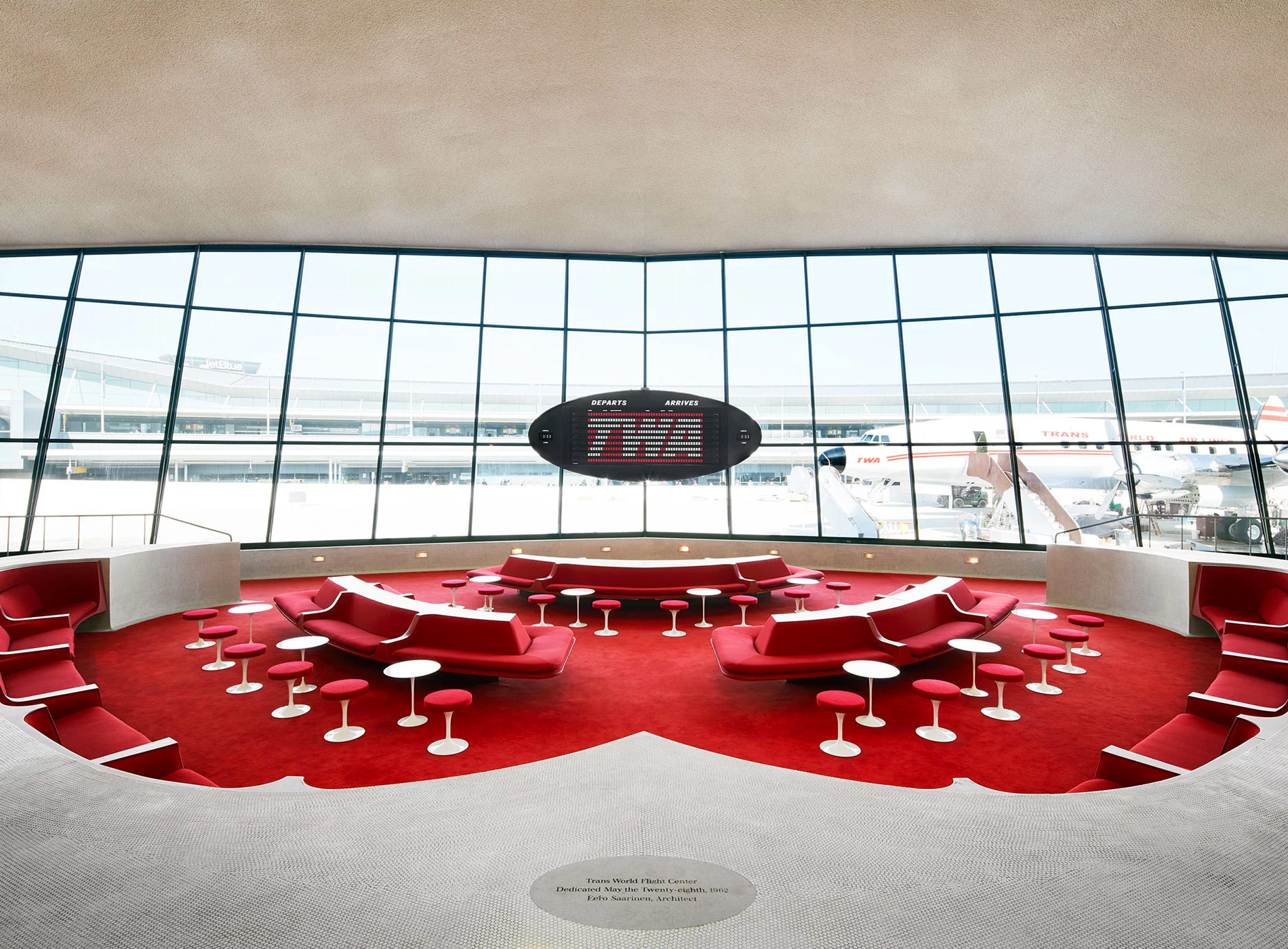 TWA Hotel New York JFK Airport TWA Flight Center The Sunken Lounge