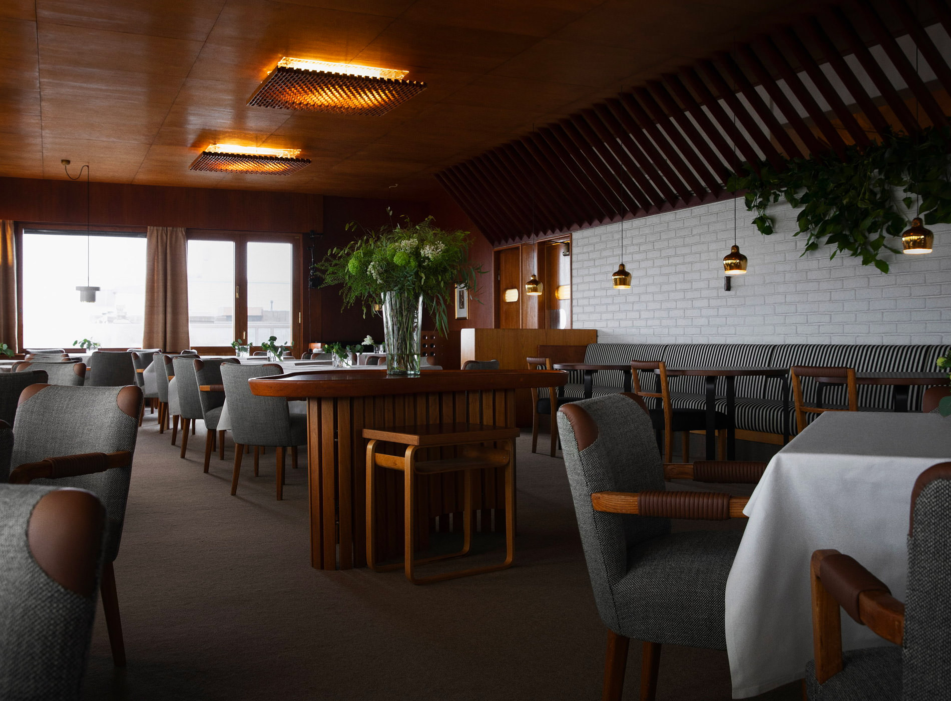City Guide Helsinki Savoy Restaurant Esplanadi Alvar Aalto Artek Design